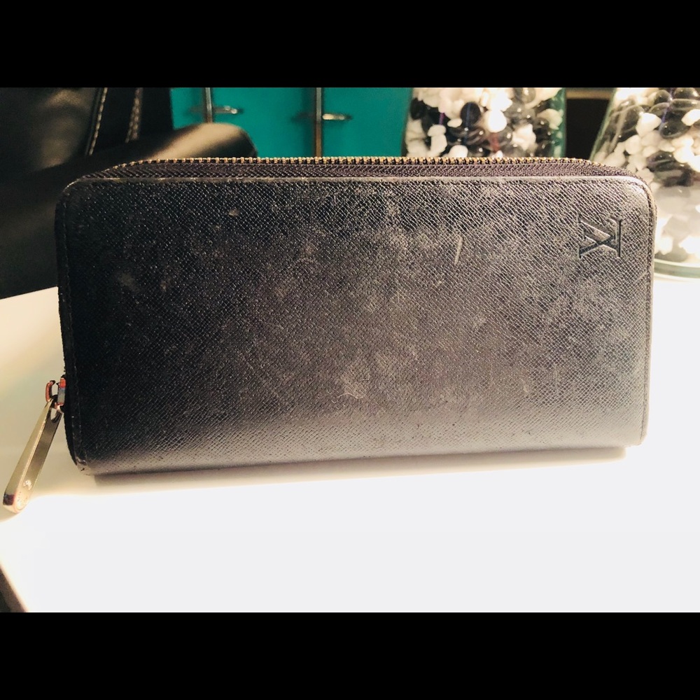 Used Louis Vuitton wallet